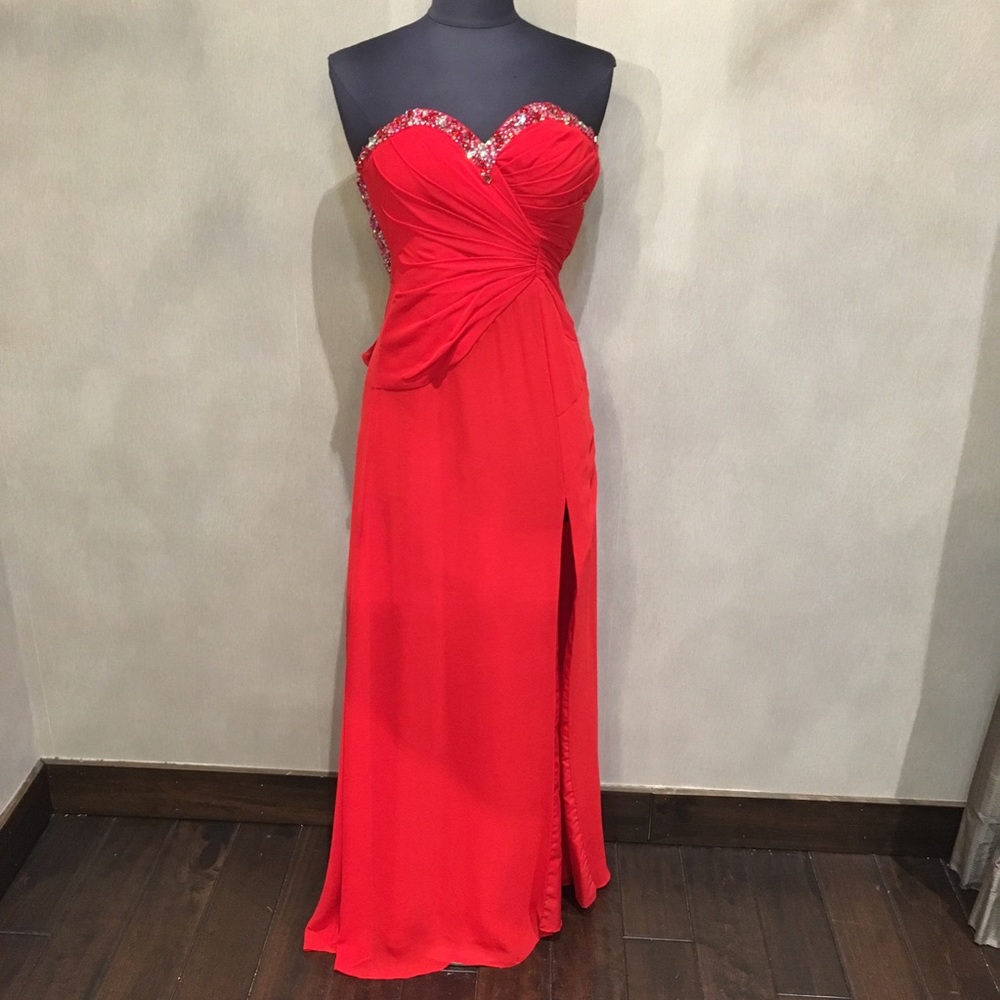 Faviana Size 2 Gown